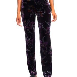 NWOT Nic+Zoe Stretch Velvet Floral Pants Size Medium